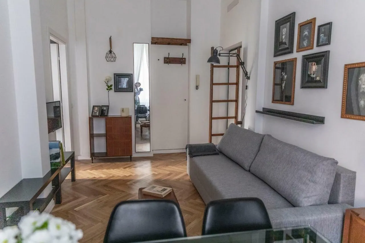 Menabrea 33 - Stylish Apartment! Milano İtalya
